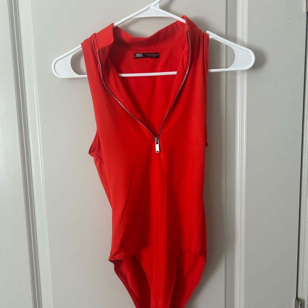 Zara bodysuit with zipper size S
